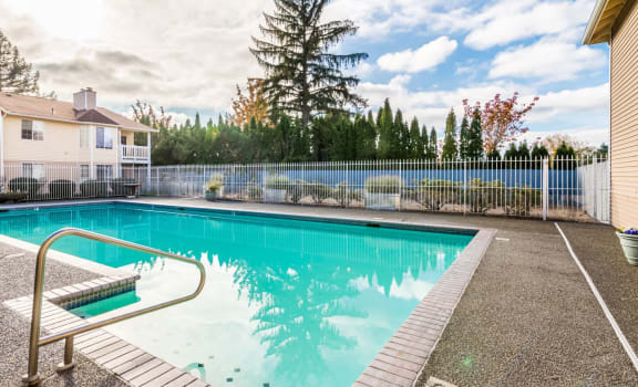 Cambridge Court Apartments in Olympia WA